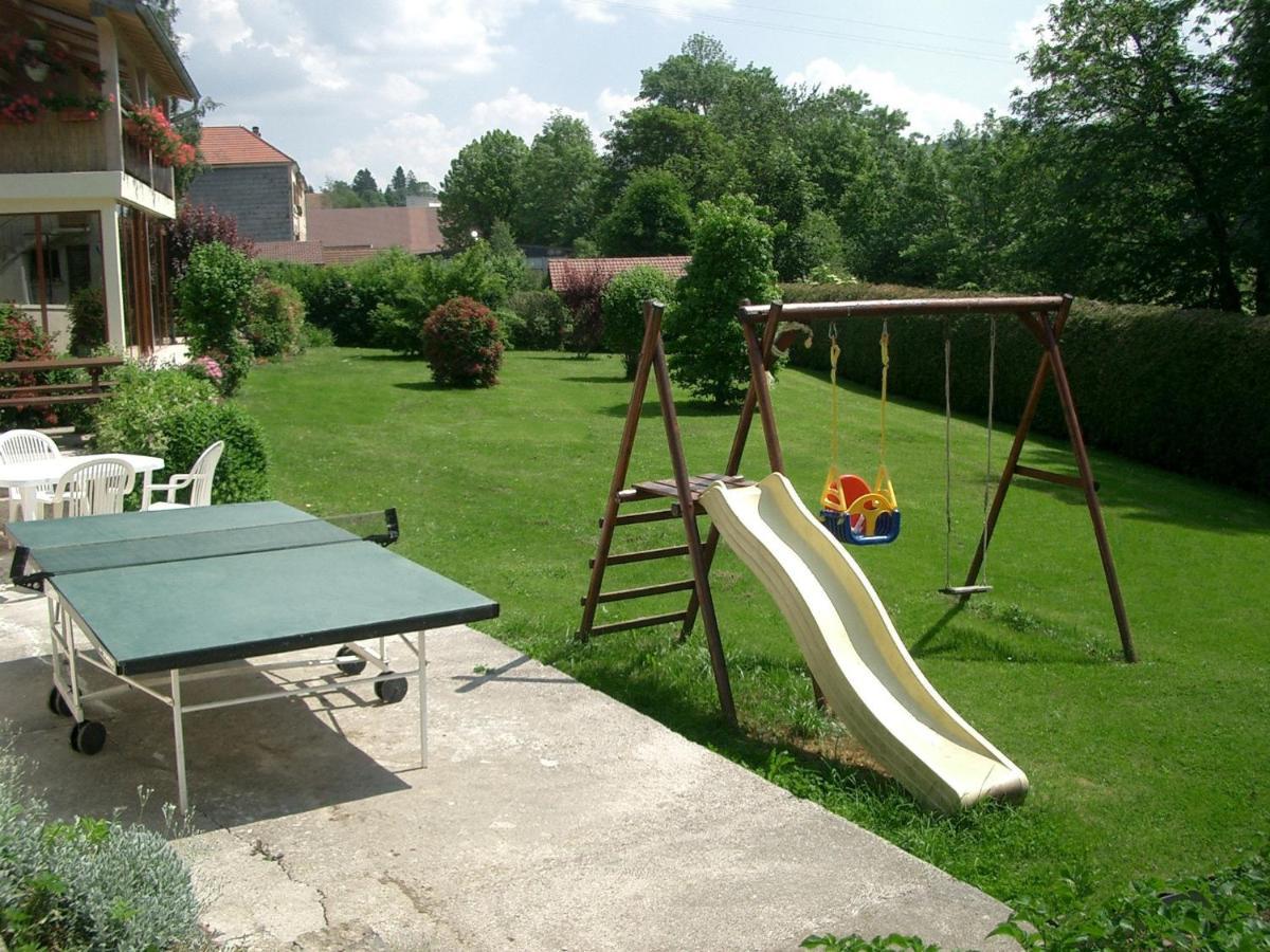 Gite 295 Montagnes Du Jura Avec Spa Et Sauna Classe 3 Etoiles Foncine-le-Haut Exterior foto