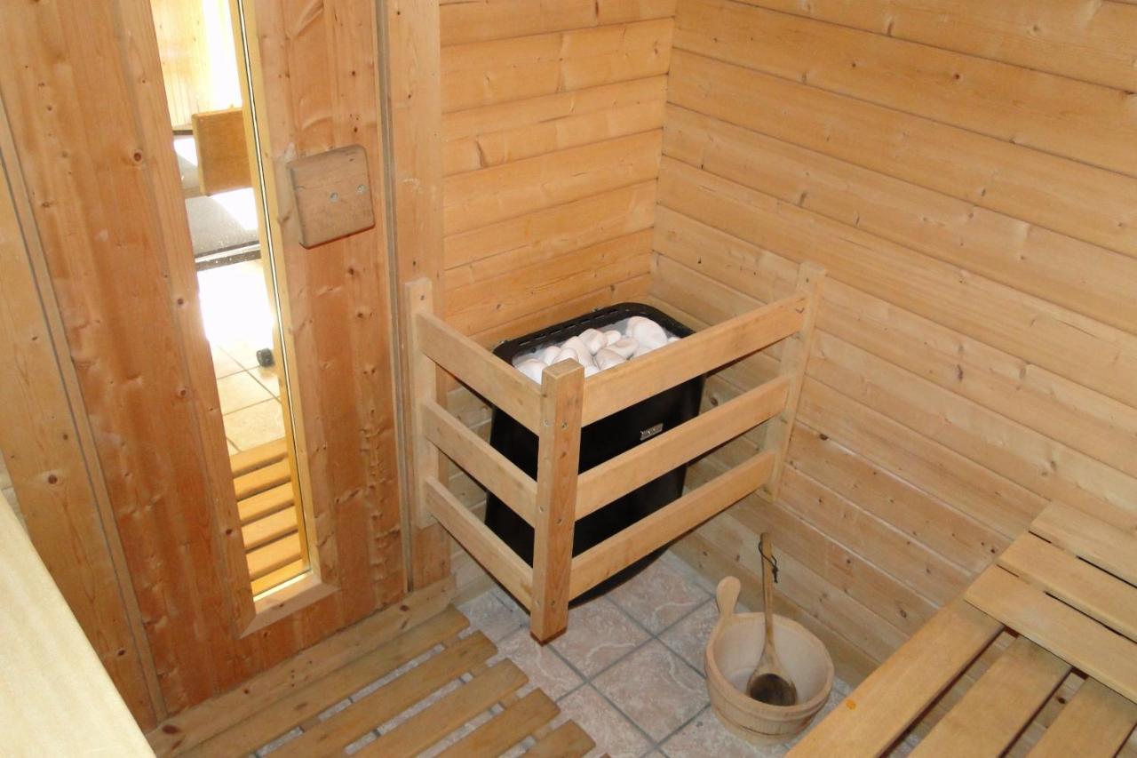Gite 295 Montagnes Du Jura Avec Spa Et Sauna Classe 3 Etoiles Foncine-le-Haut Exterior foto