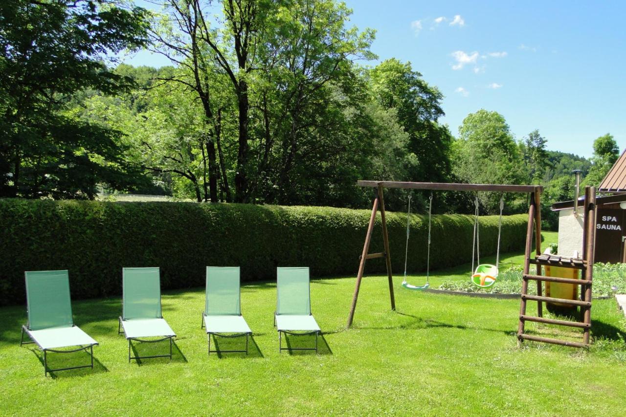 Gite 295 Montagnes Du Jura Avec Spa Et Sauna Classe 3 Etoiles Foncine-le-Haut Exterior foto